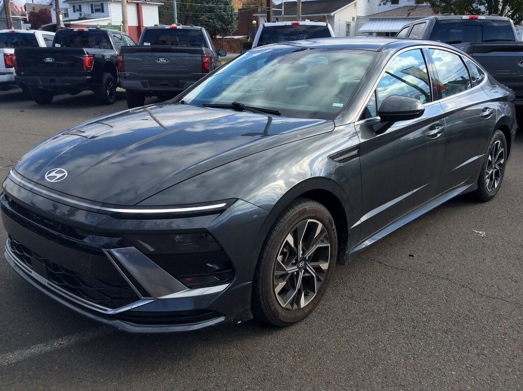 2024 Hyundai Sonata SEL photo 3