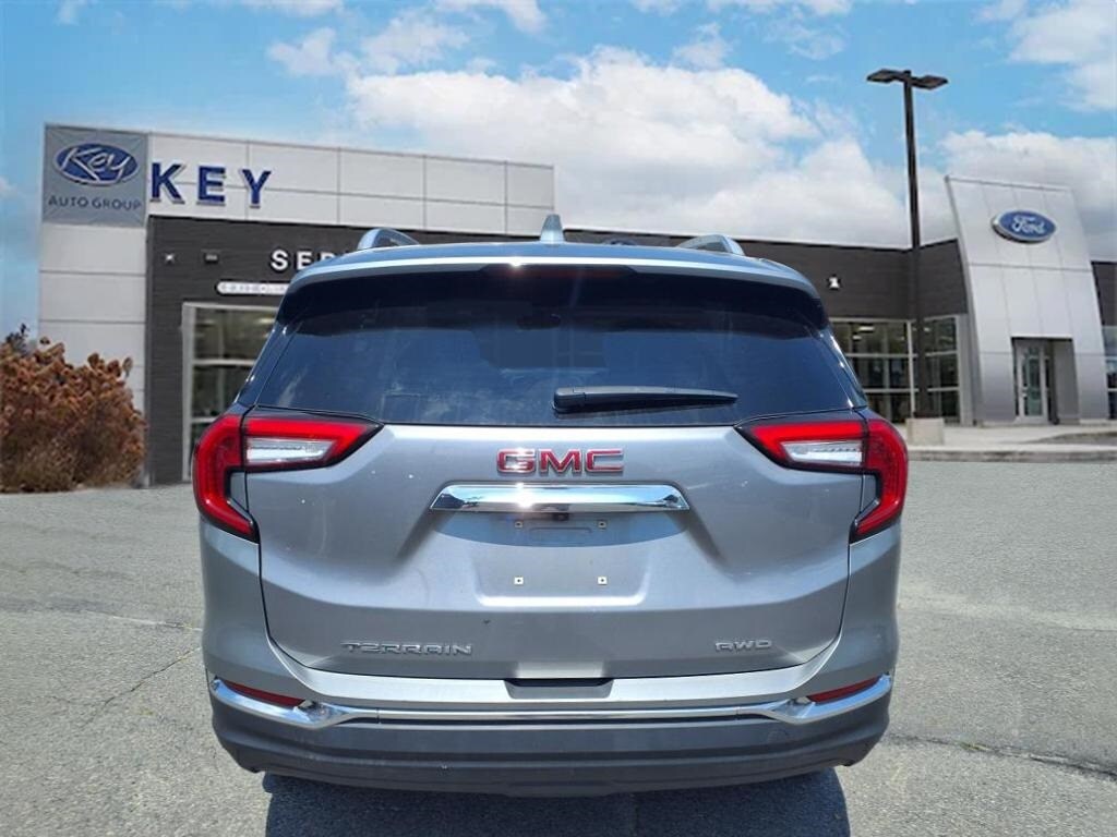 2024 Gmc Terrain SLT photo 4