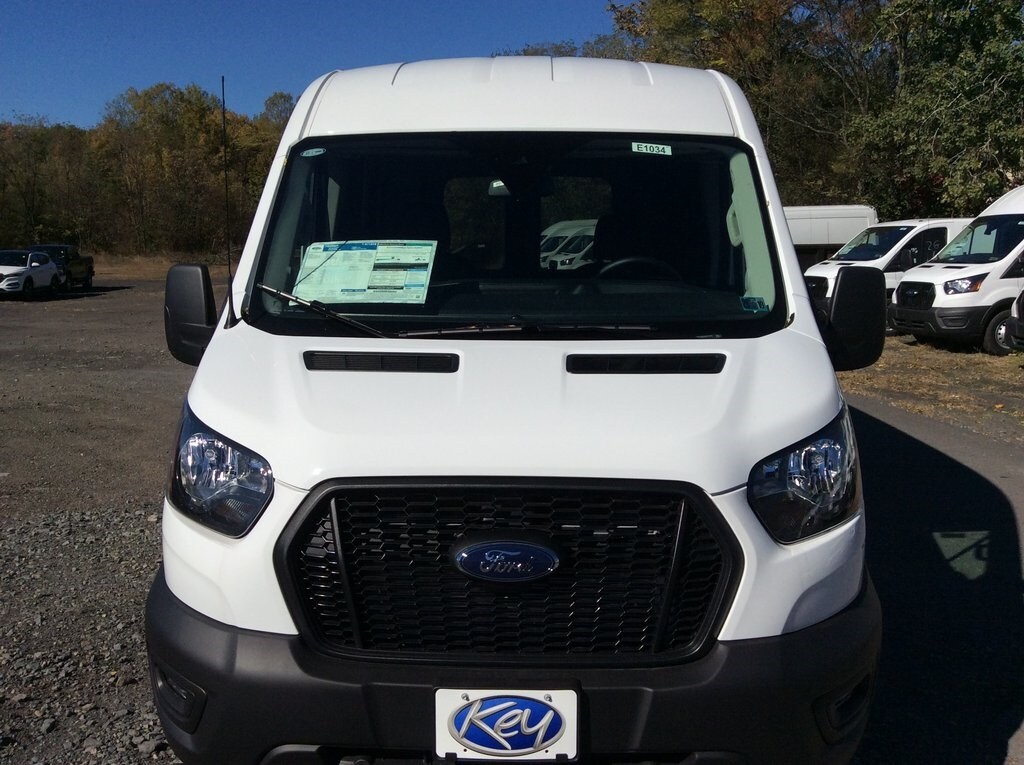 2025 Ford Transit photo 3