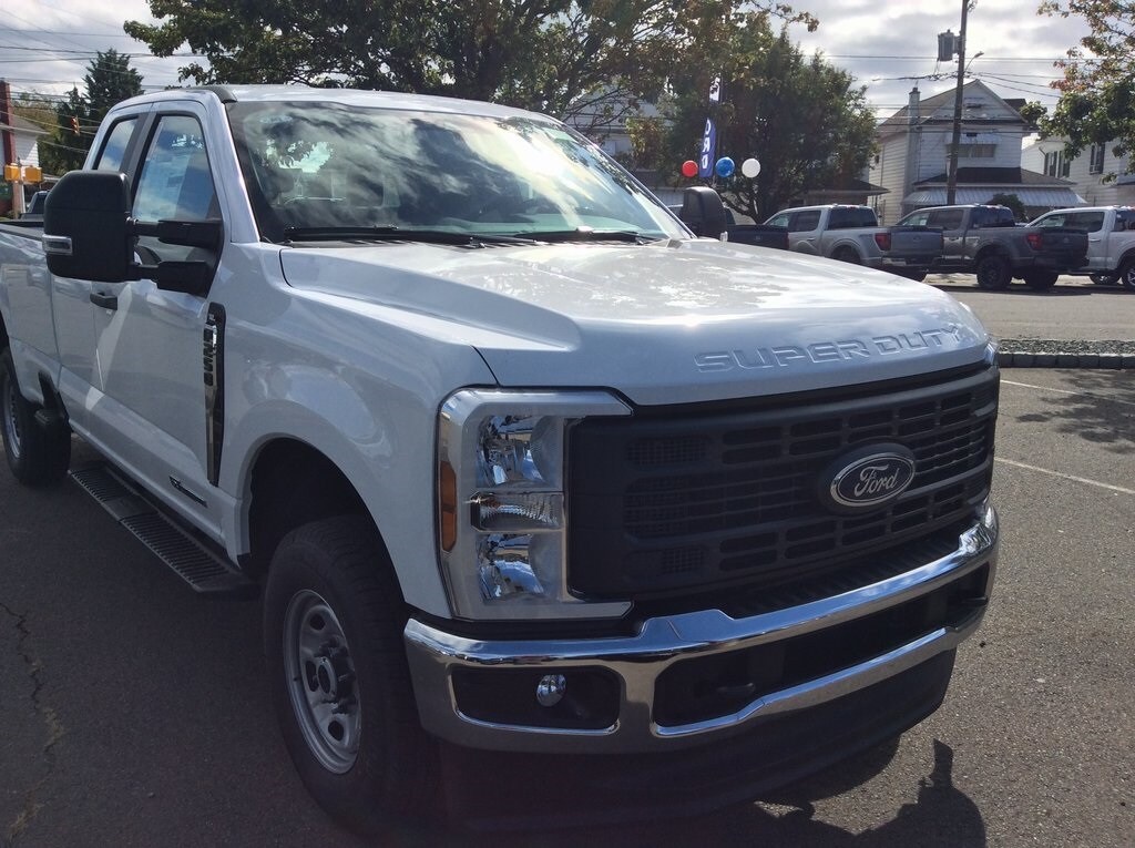 2026 Ford F-250 photo 3