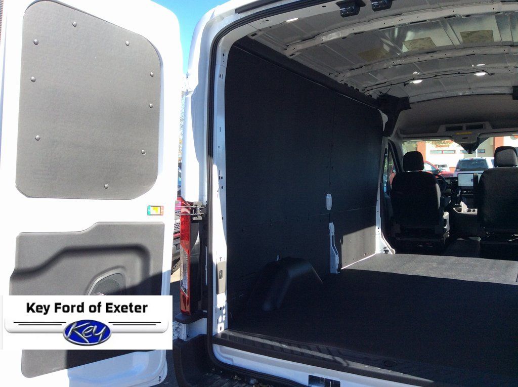 2025 Ford Transit Van Base - Photo 24