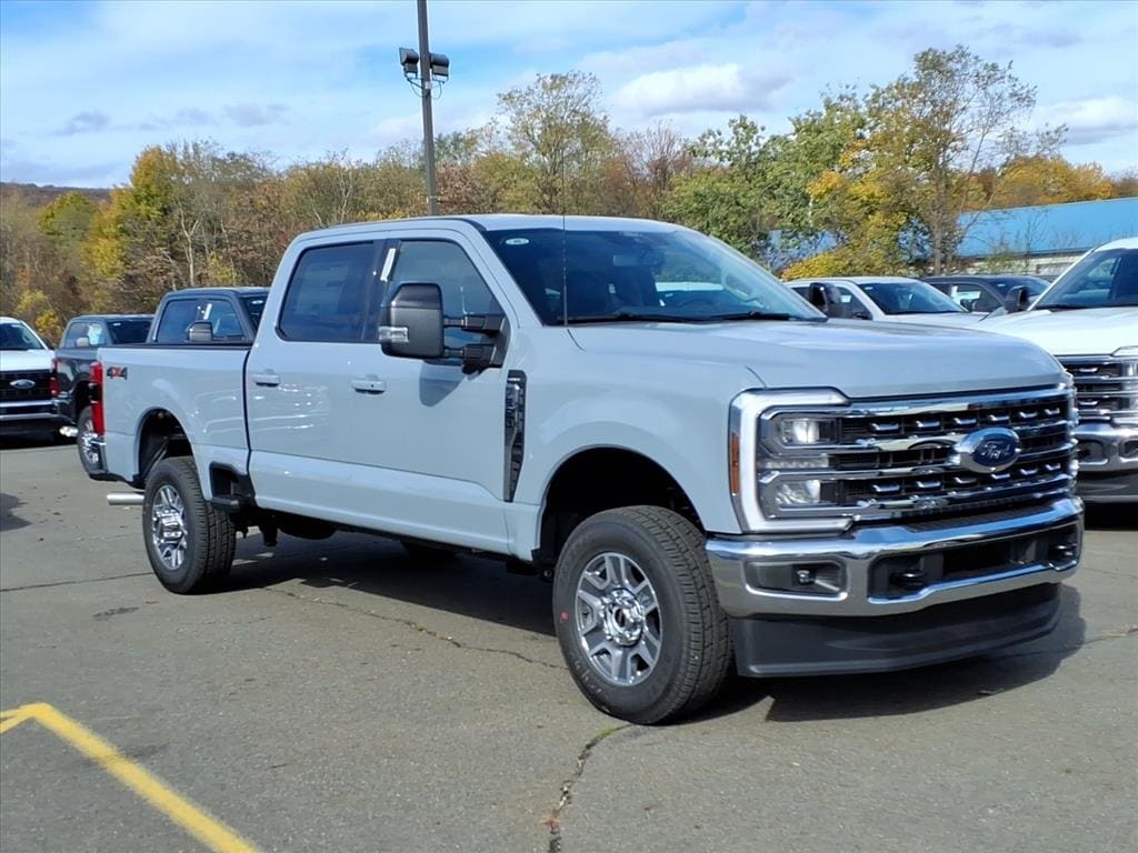 New 2026 Ford F-350SD Lariat Truck