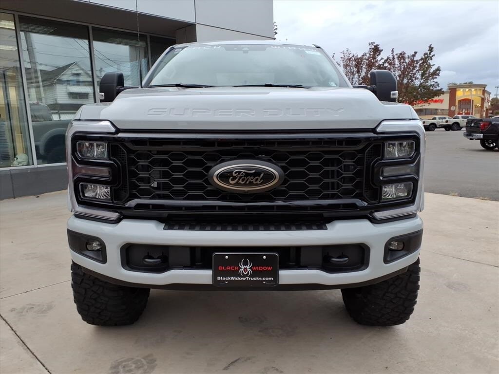 2026 Ford F-250 photo 2