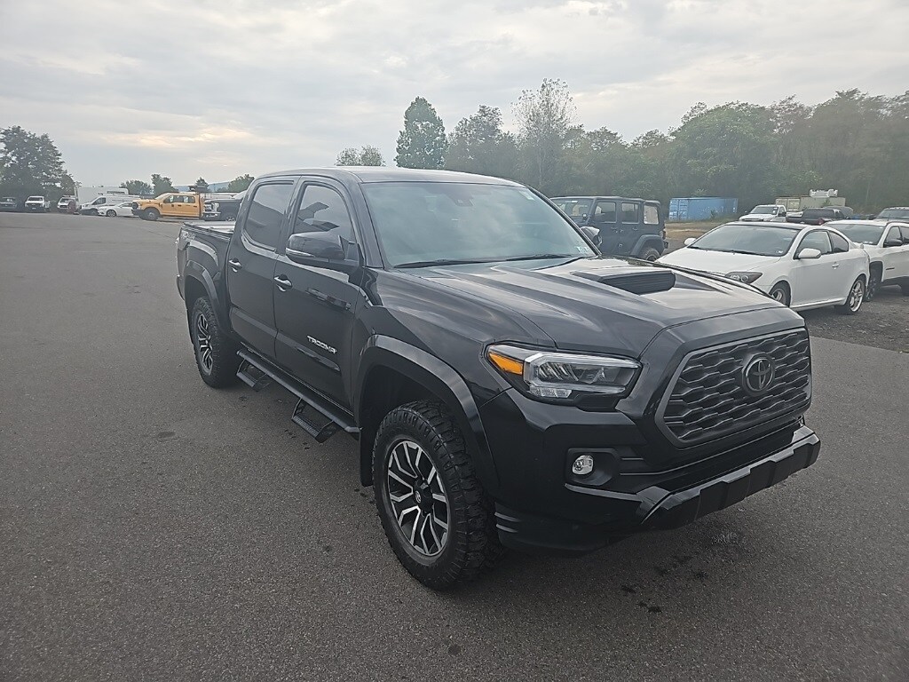 2022 Toyota Tacoma TRD Sport photo 4