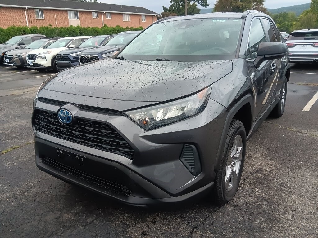 2022 Toyota RAV4 Hybrid LE photo 3
