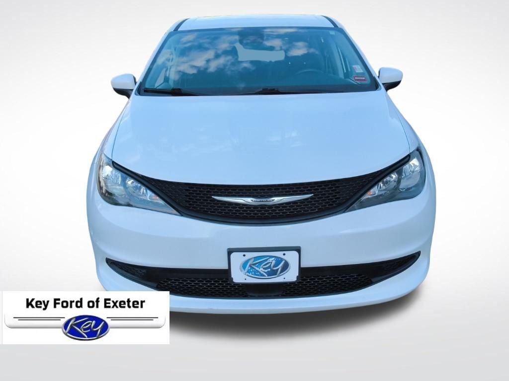 Used 2023 Chrysler Voyager LX Minivan/Van