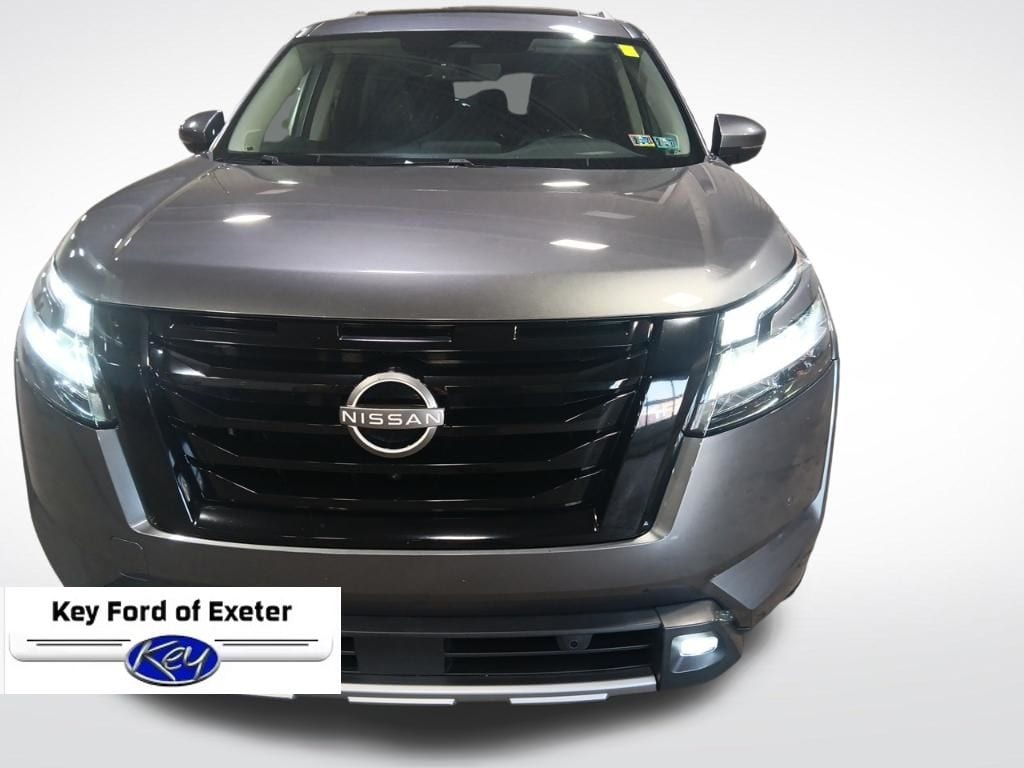 Used 2023 Nissan Pathfinder SL SUV