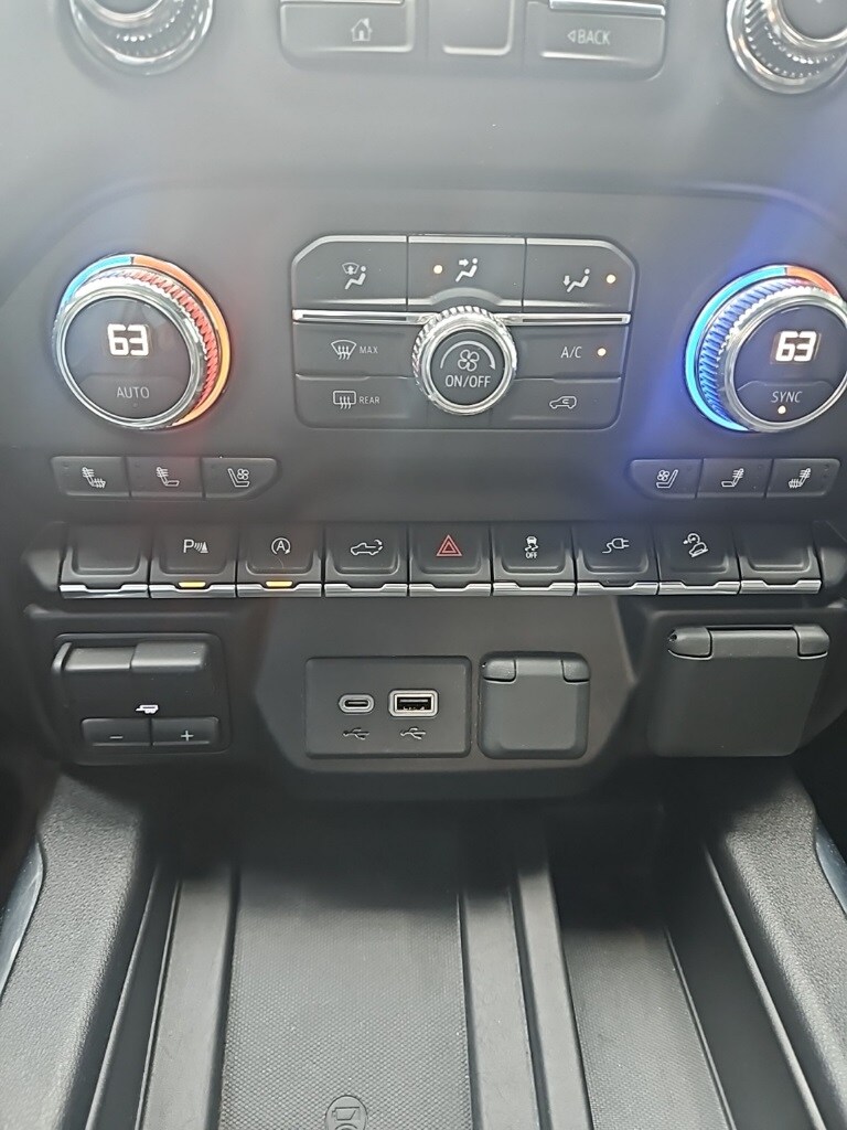 2020 Gmc Sierra 1500 AT4 photo 3