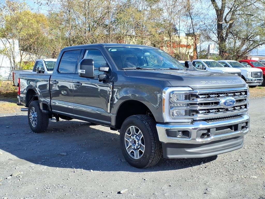 New 2026 Ford F-350SD Lariat Truck