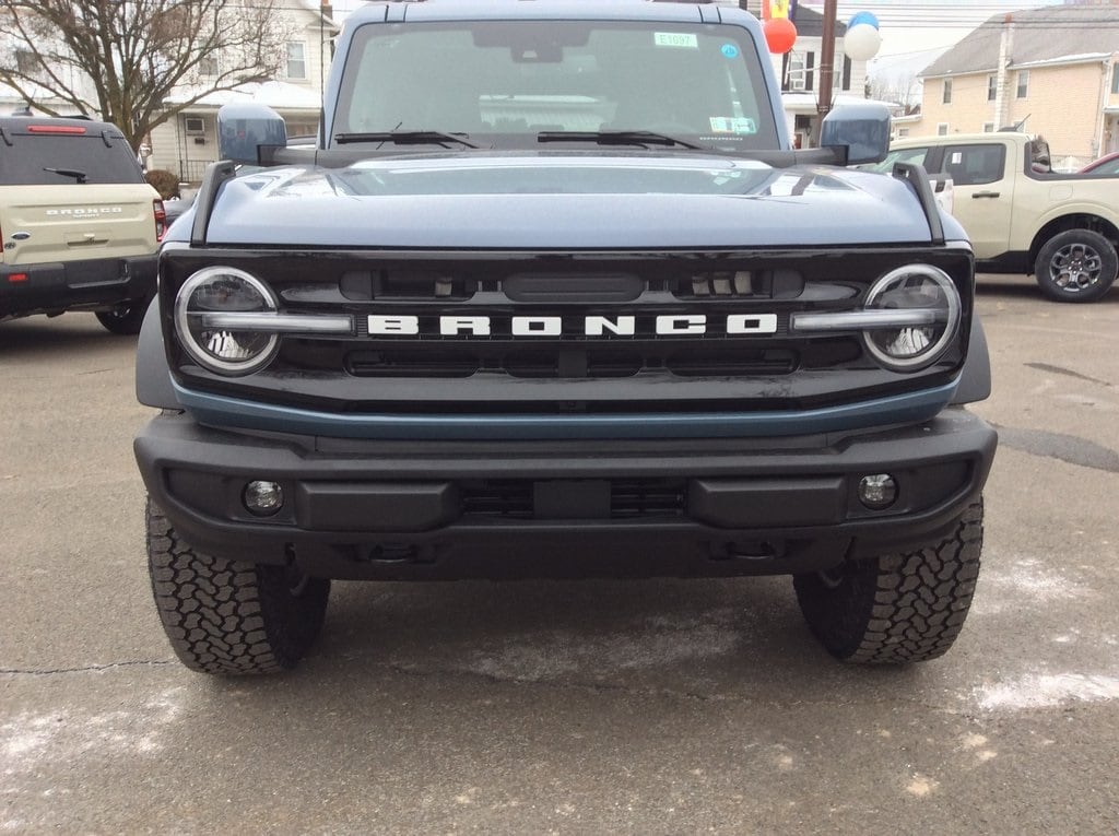 New 2025 Ford Bronco Outer Banks SUV
