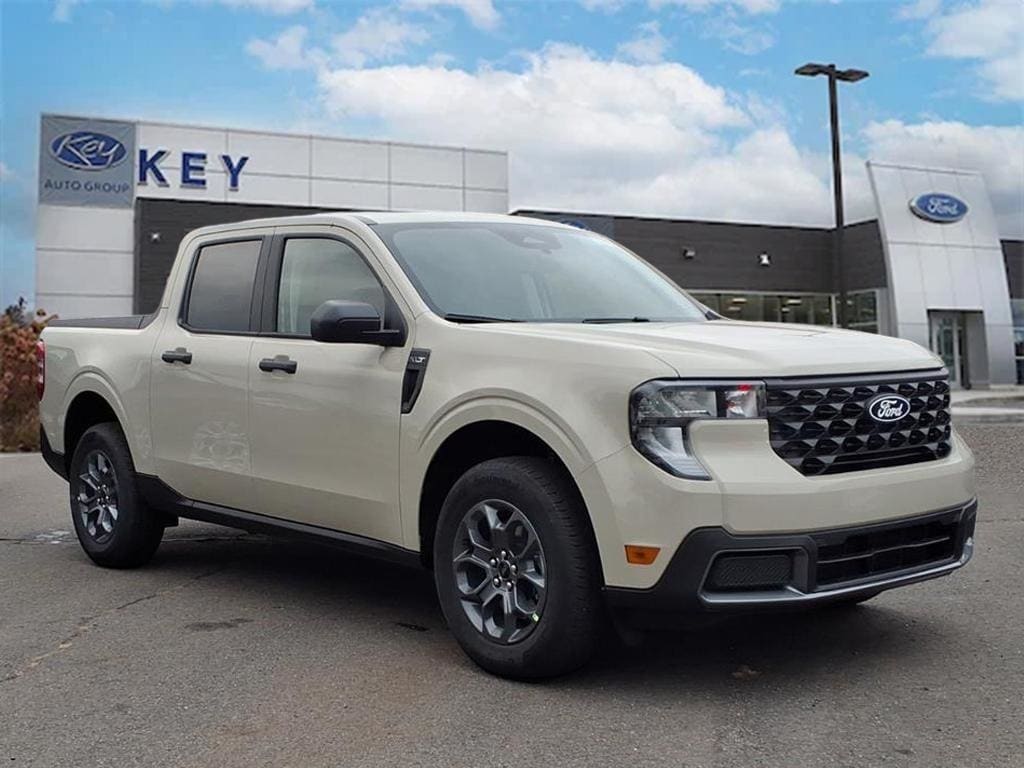 2025 Ford Maverick XLT's photo