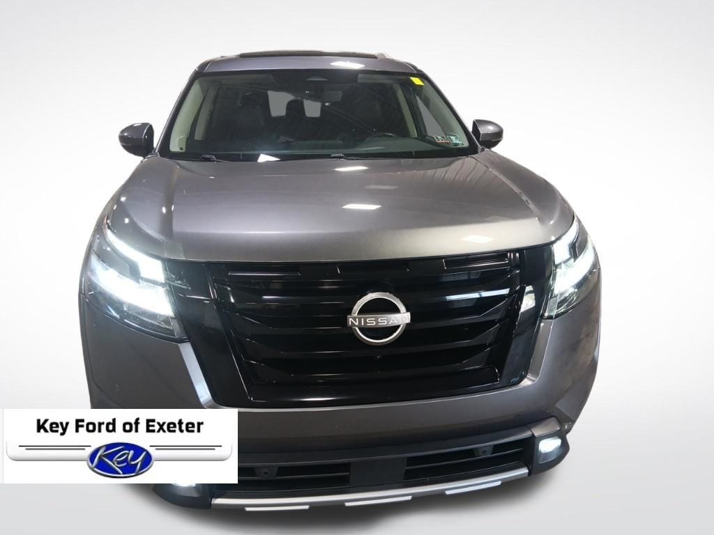 Used 2023 Nissan Pathfinder SL SUV