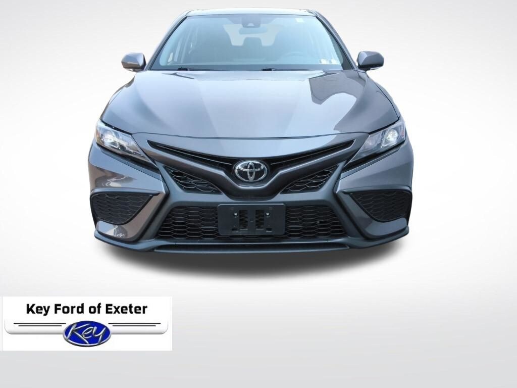 Used 2023 Toyota Camry SE Sedan