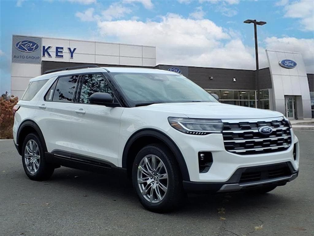2026 Ford Explorer Active's photo