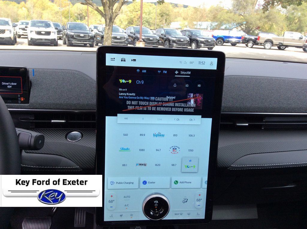 2025 Ford Mustang Mach-E GT - Photo 32