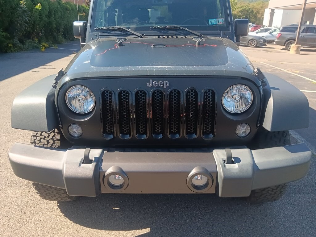 2017 Jeep Wrangler Sport photo 3