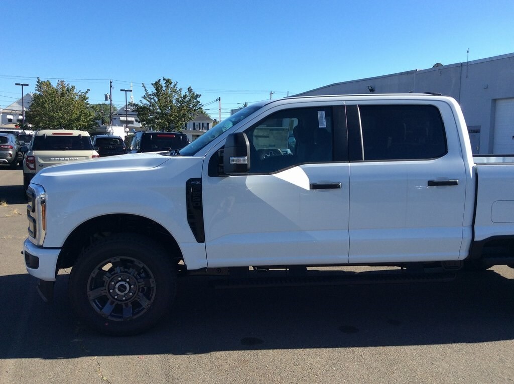 2026 Ford F-250 photo 3