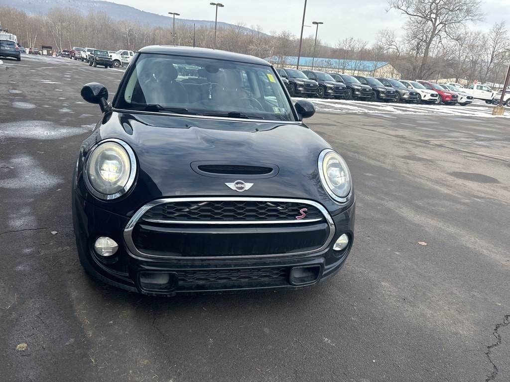 2015 MINI Cooper S's photo