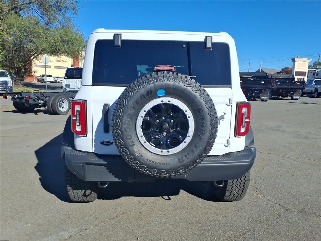 2025 Ford Bronco Badlands photo 4