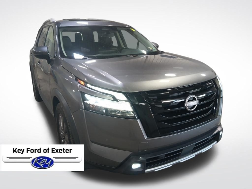 Used 2023 Nissan Pathfinder SL SUV
