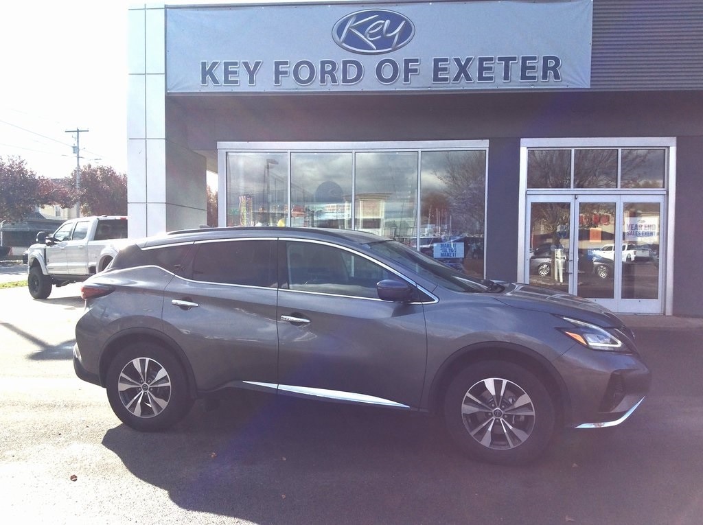 2023 Nissan Murano SV's photo