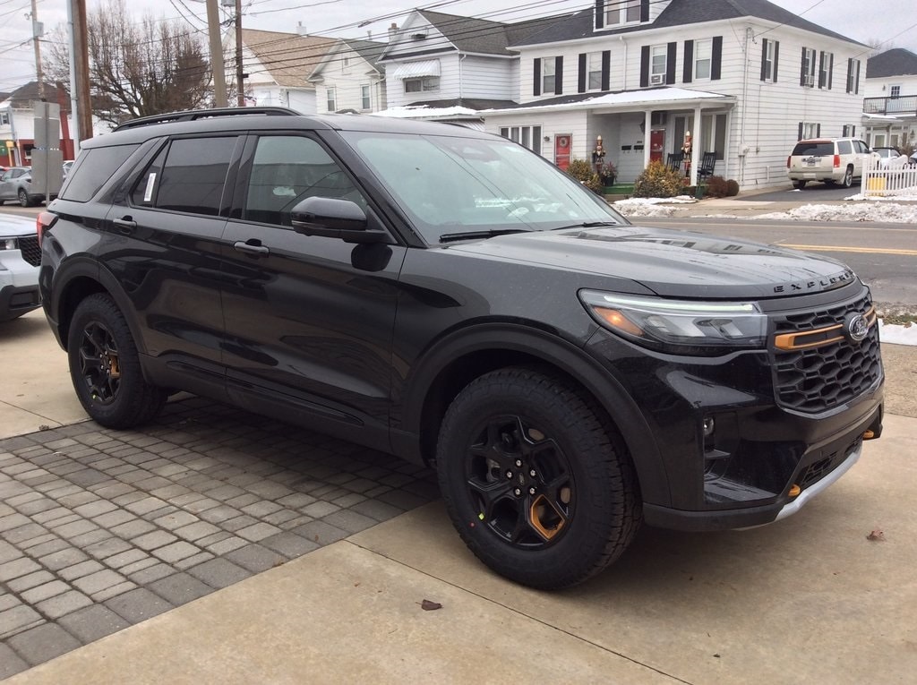 2026 Ford Explorer Tremor's photo