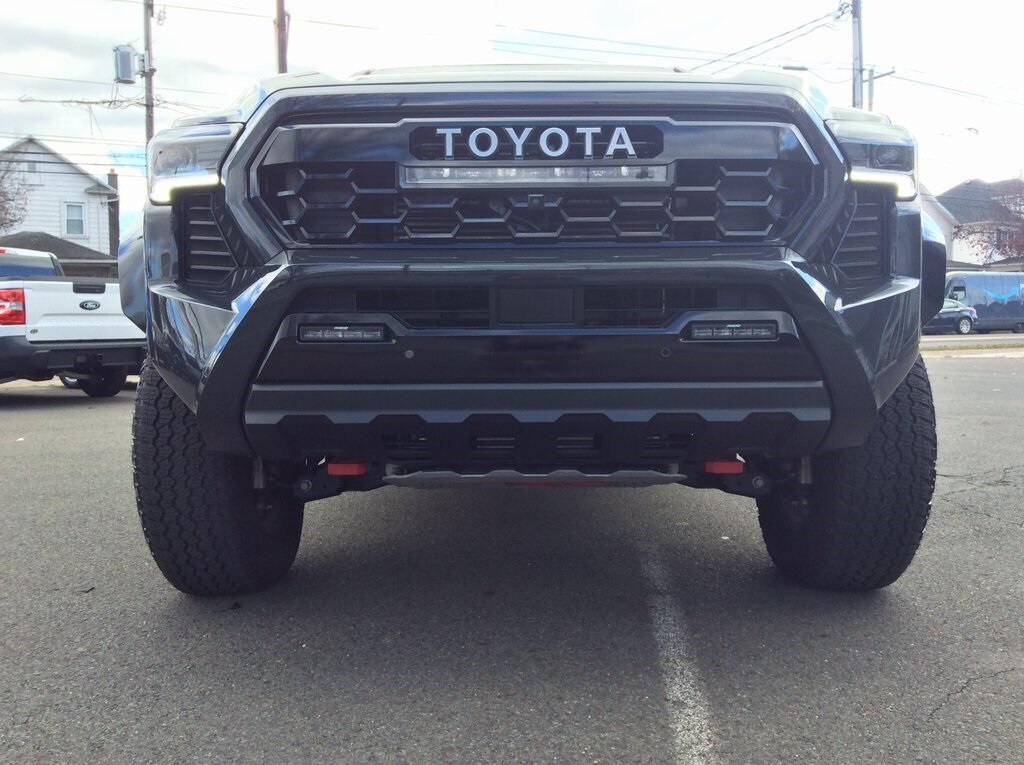 2025 Toyota Tacoma TRD Pro photo 4