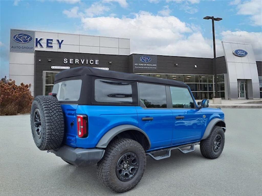 2023 Ford Bronco Wildtrak photo 2