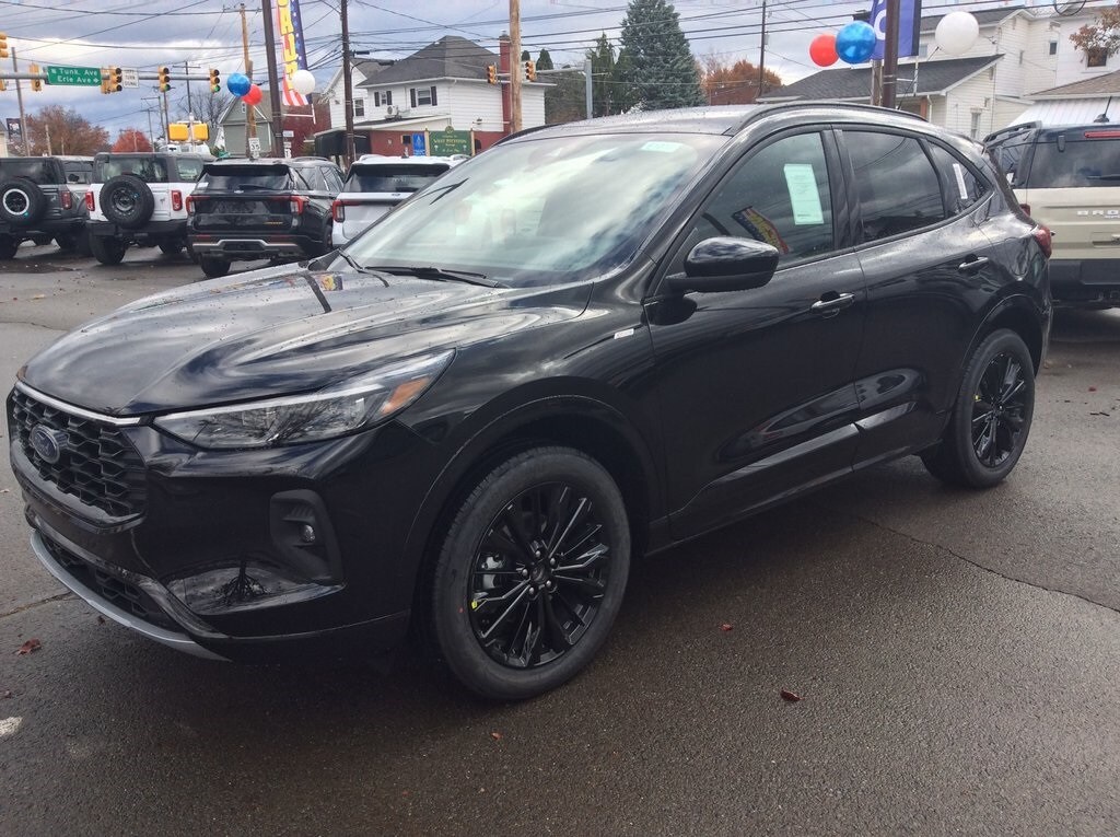 2026 Ford Escape Hybrid ST-Line Elite photo 4