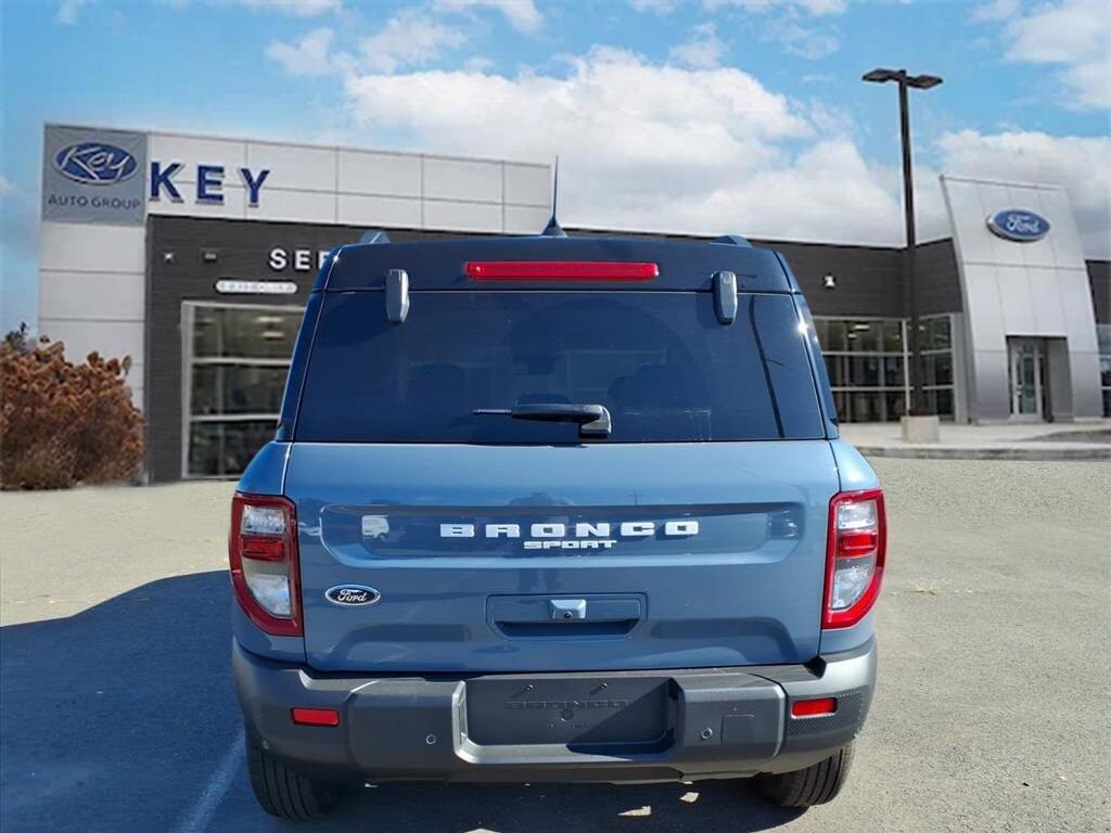 2025 Ford Bronco Sport Outer Banks photo 4