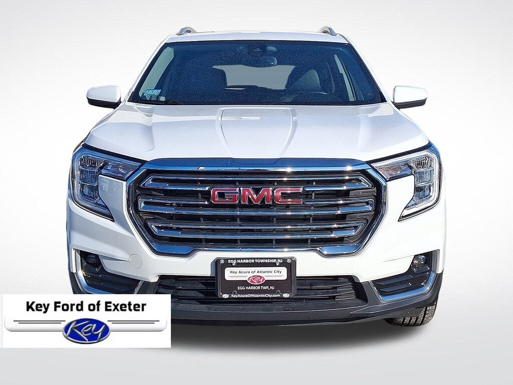 Used 2024 GMC Terrain SLT SUV