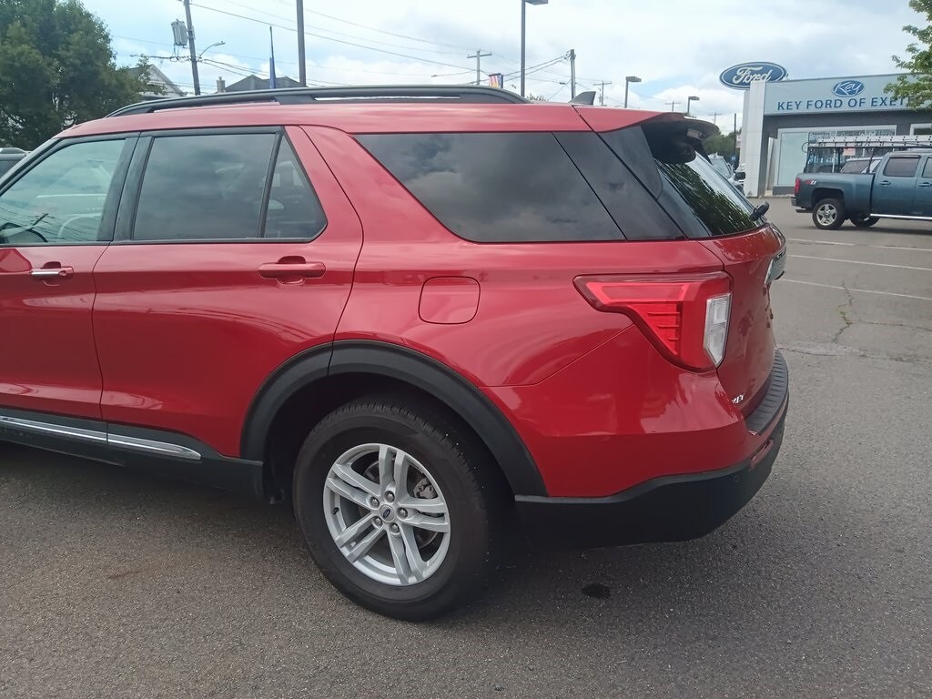 2023 Ford Explorer XLT photo 3