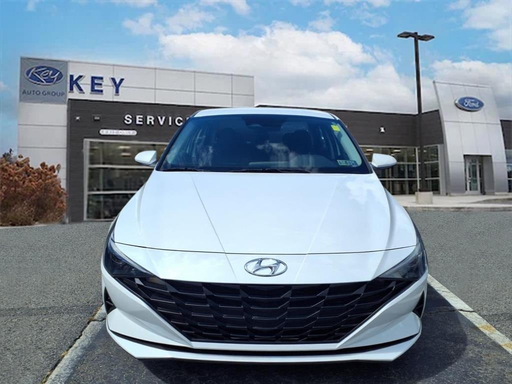 Certified 2022 Hyundai Elantra SEL with VIN 5NPLM4AG4NH074987 for sale in Exeter, PA