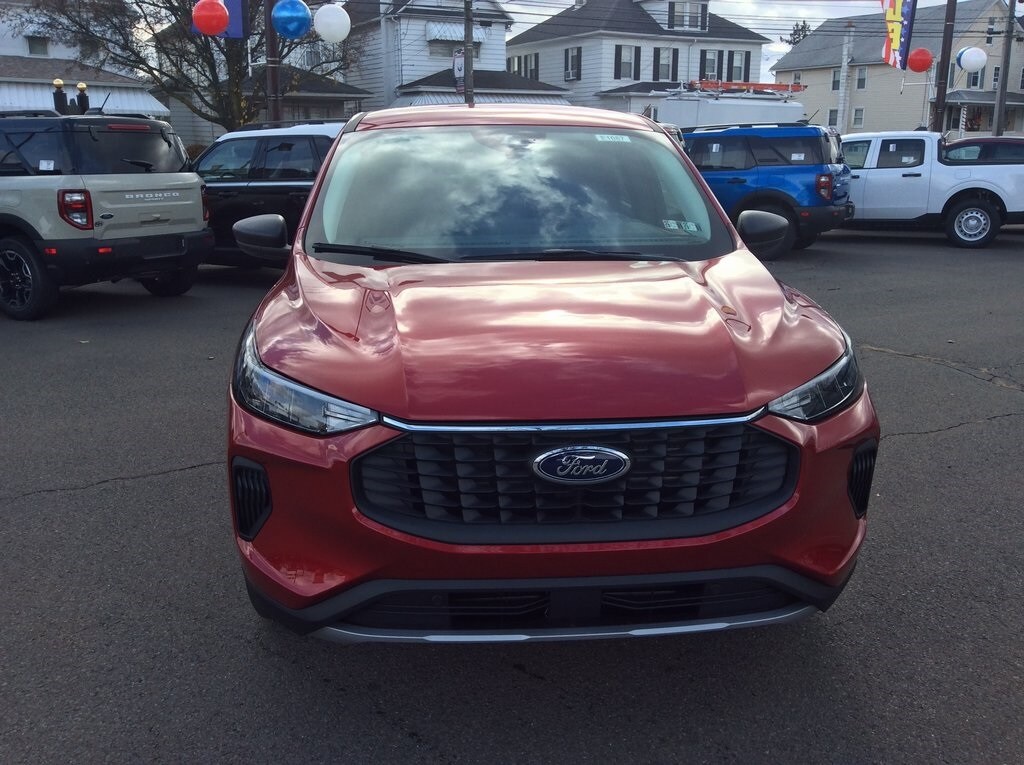 2026 Ford Escape Active photo 2