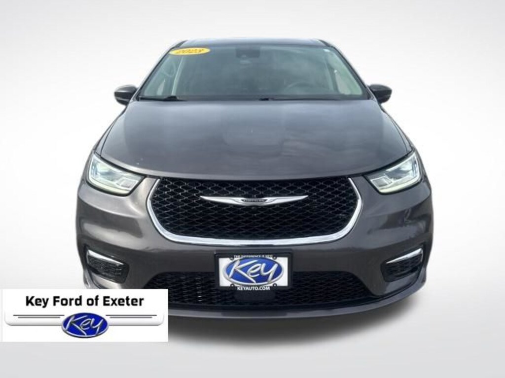 Used 2023 Chrysler Pacifica Touring L Minivan/Van