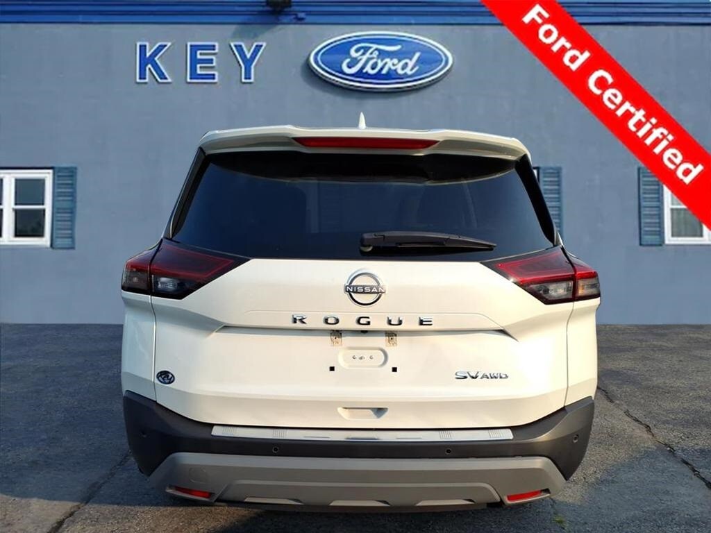 2023 Nissan Rogue SV photo 4