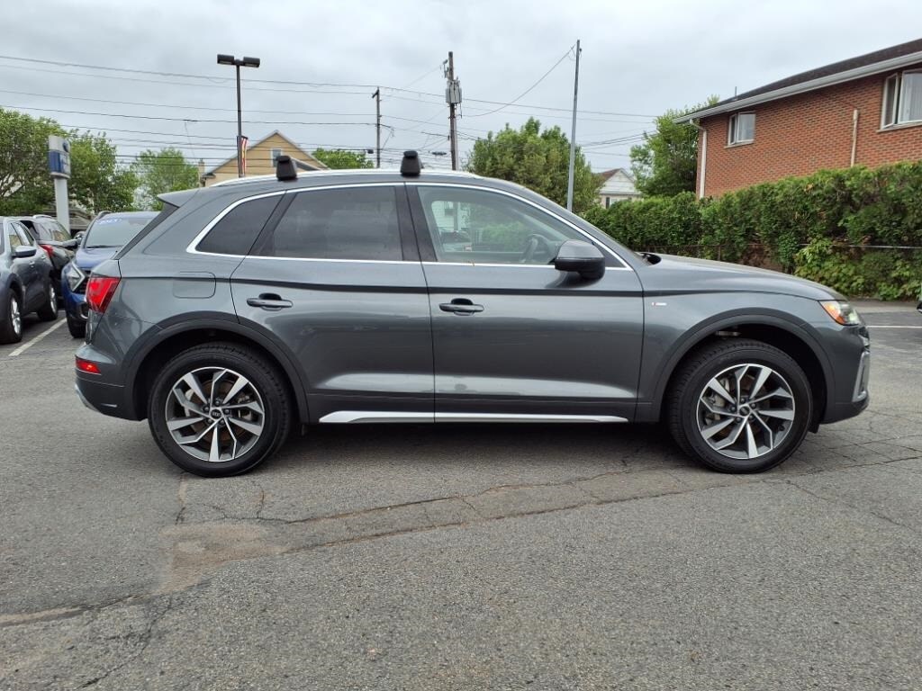 2024 Audi Q5 45 S line Premium photo 2