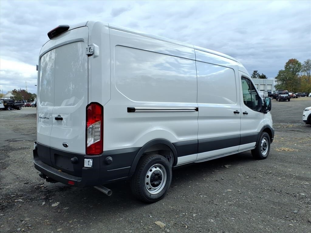 2025 Ford Transit photo 3