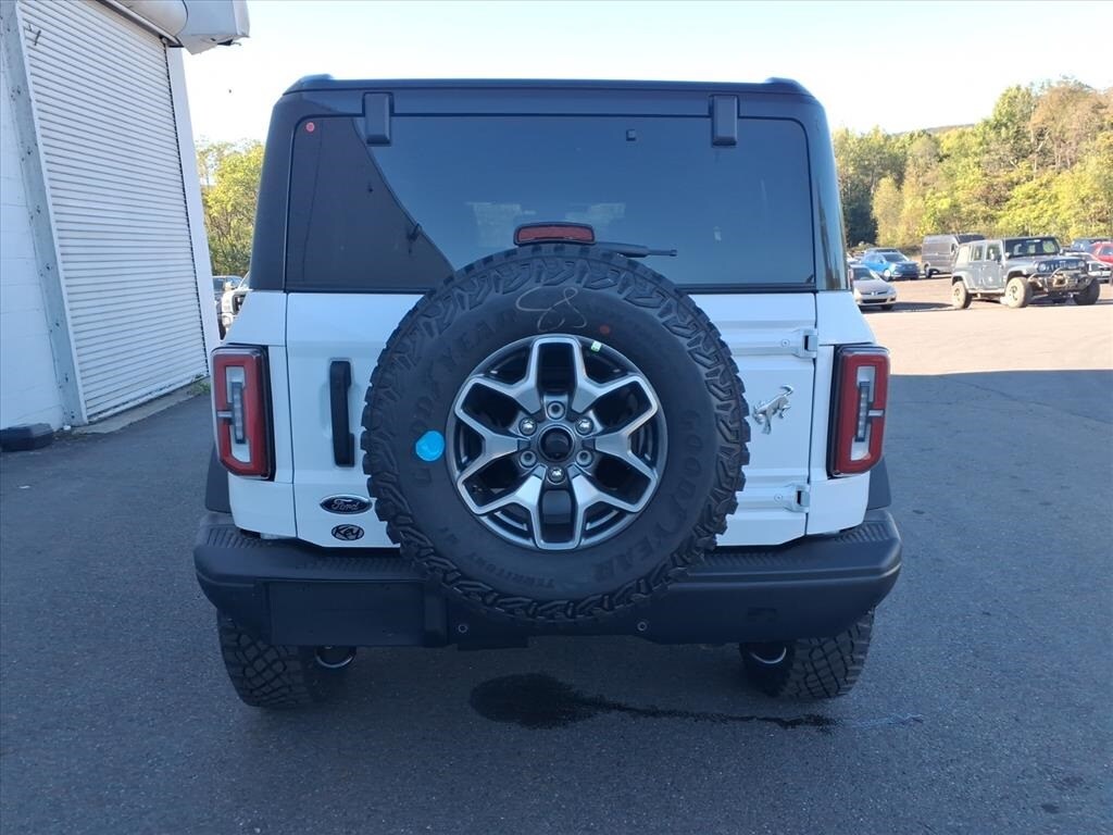 2025 Ford Bronco Badlands photo 4
