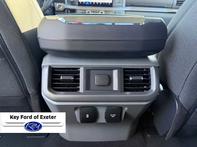 2025 Ford F-150 XLT - Photo 31