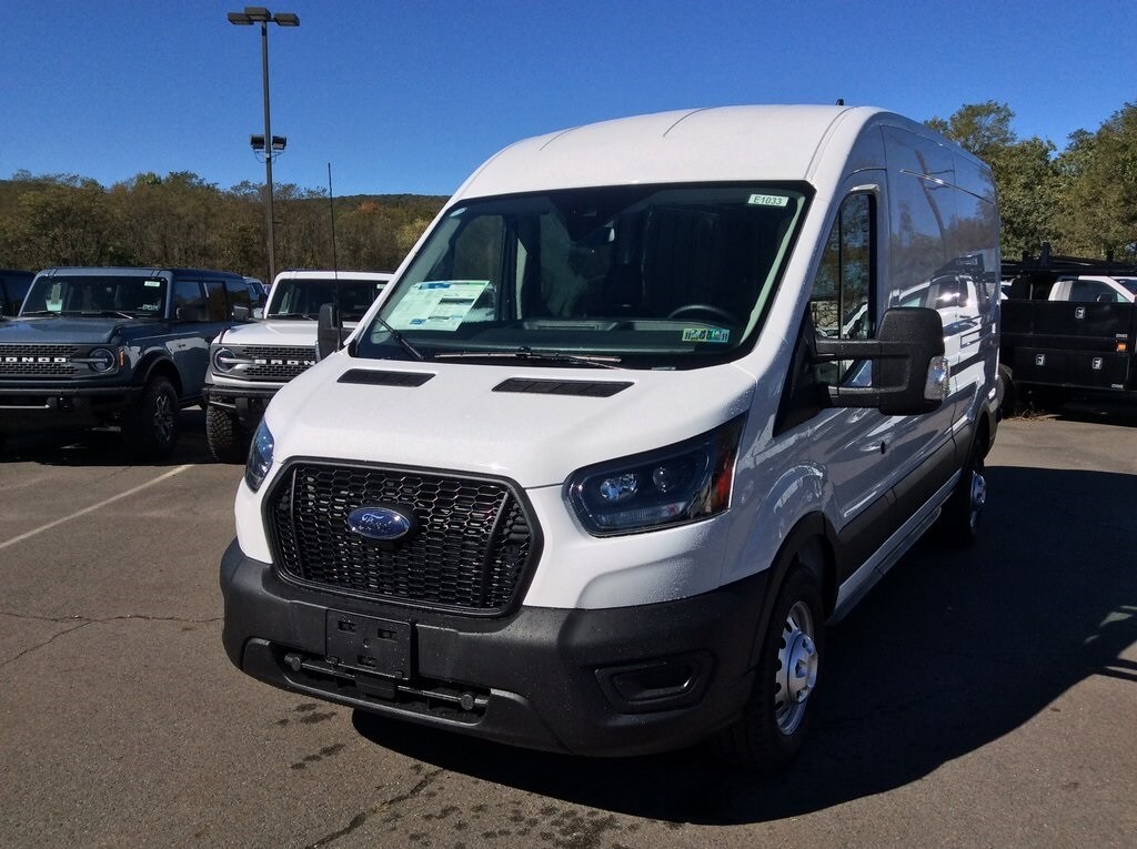 2025 Ford Transit photo 2