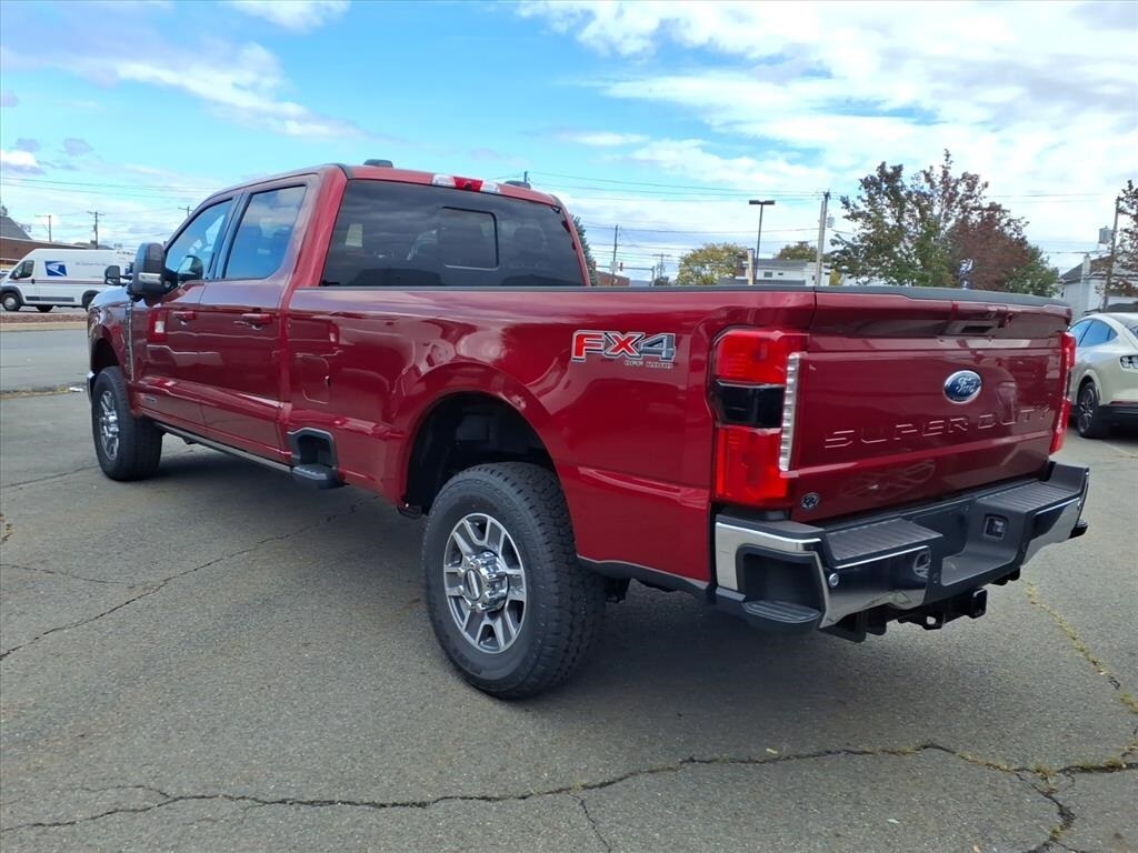 2026 Ford F-350 Lariat photo 4