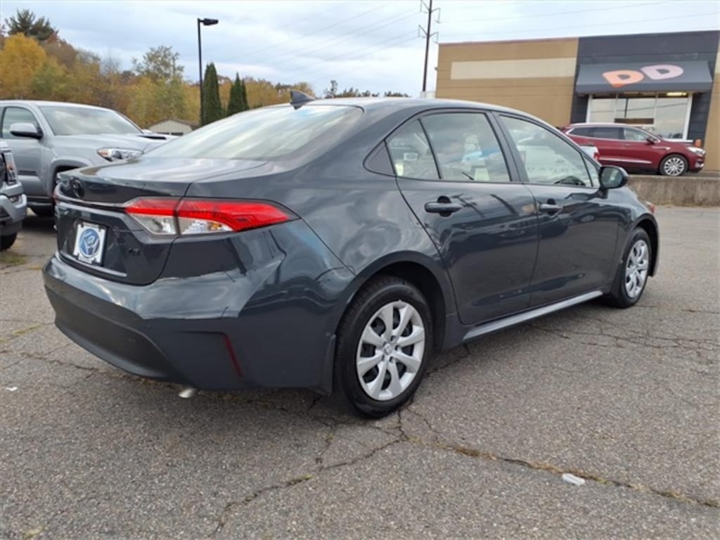 Used 2023 Toyota Corolla LE Sedan