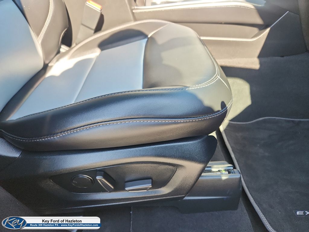 2023 Ford Explorer XLT - Photo 37