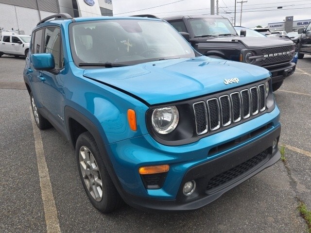 2020 Jeep Renegade Latitude photo 3