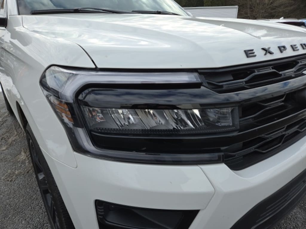 Used 2024 Ford Expedition Limited SUV
