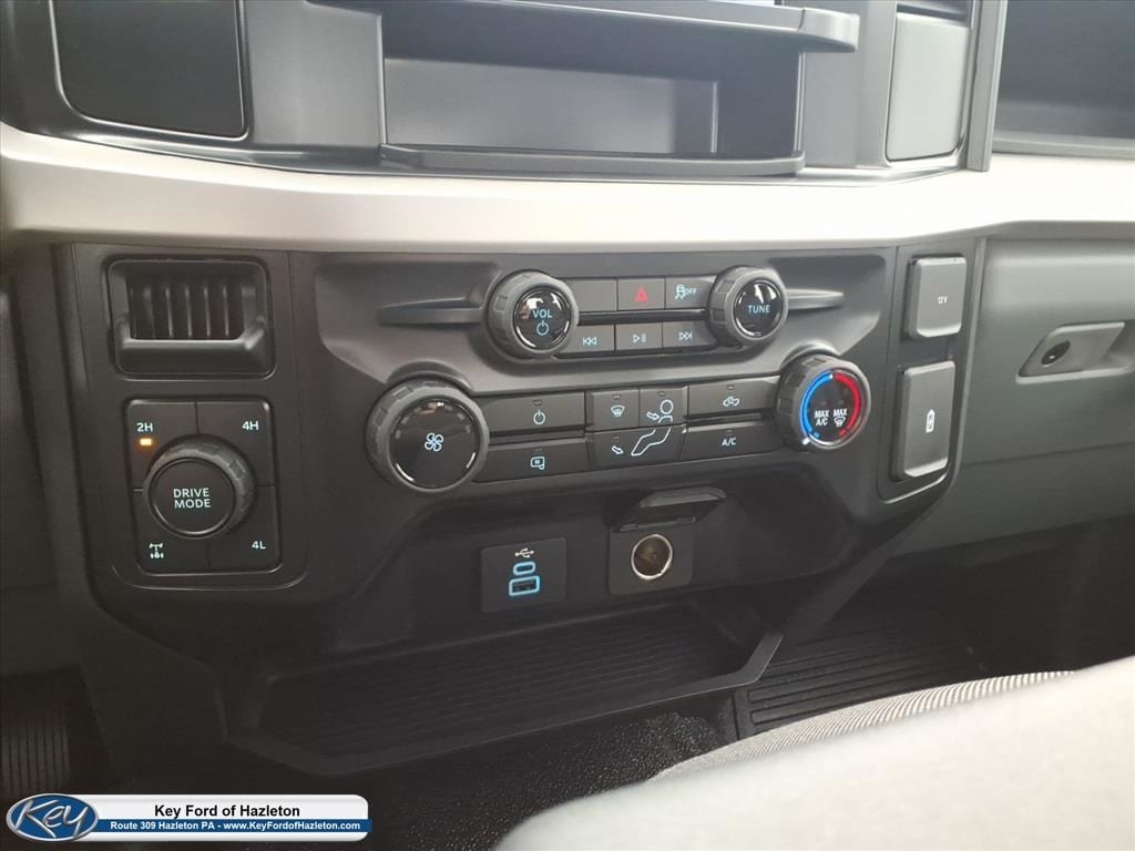 2026 Ford F-250 Super Duty XL - Photo 16