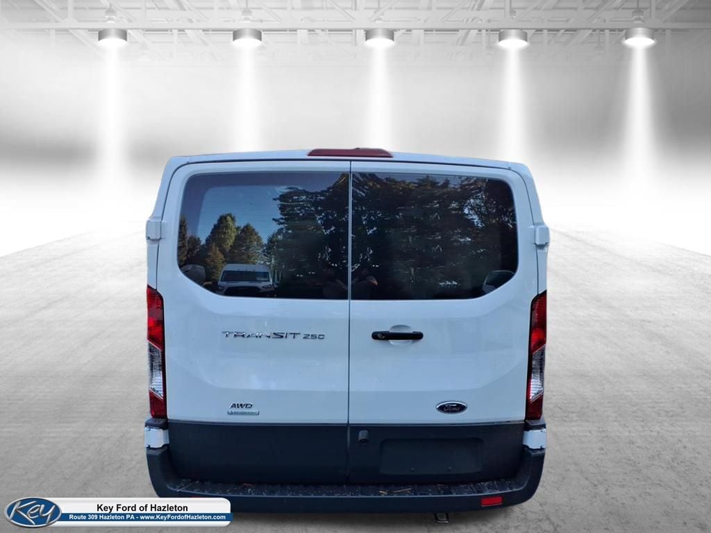 2025 Ford Transit Van Base - Photo 6