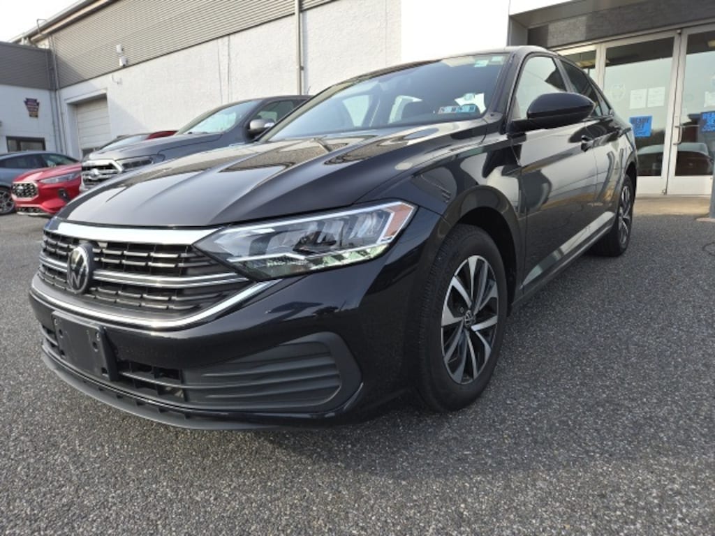 Used 2024 Volkswagen Jetta 1.5T S Sedan