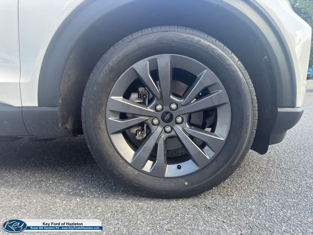 2023 Ford Explorer SUV 